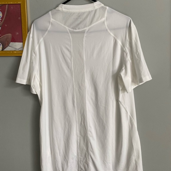 Dri-Fit Nike Top - Picture 2 of 3